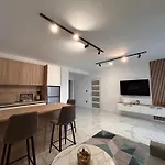 Apartment Stars *